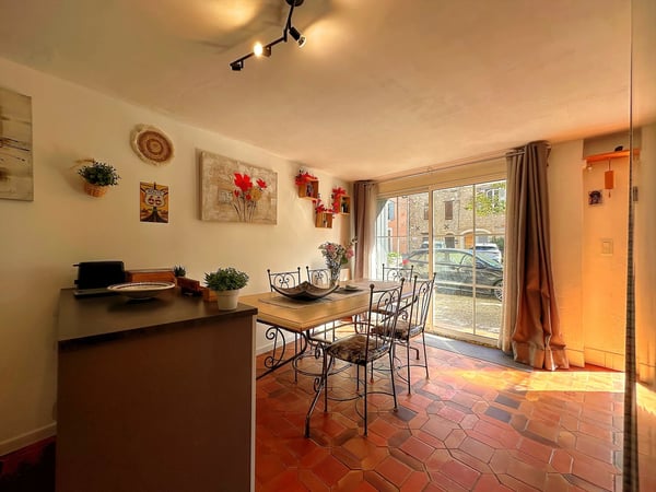 House in Fox - view 1