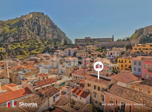 House in Aria - view 1