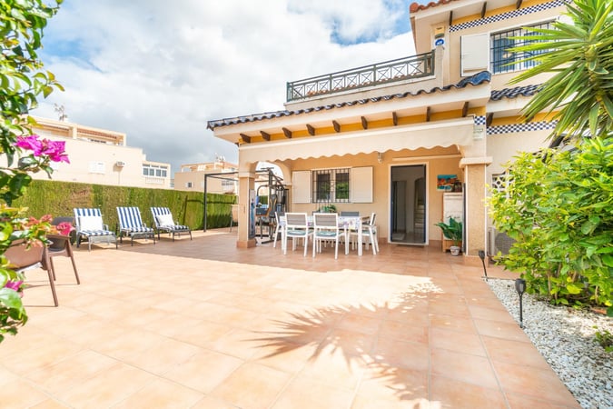 House in Playa Flamenca - view 1