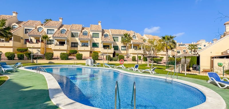 Apartment in Dehesa de Campoamor - view 1