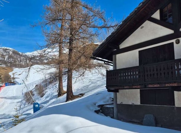 Chalet in Breuil-Cervinia - view 1