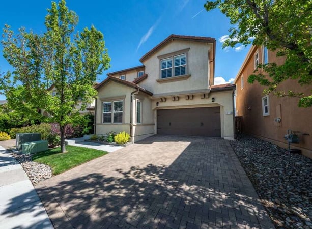 House in Vista - view 1