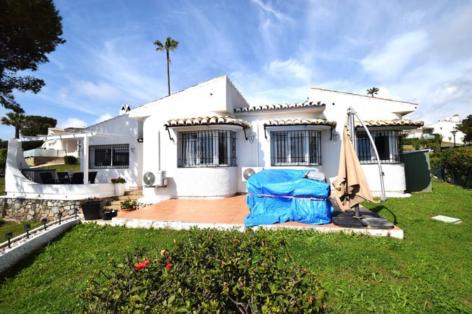 Villa in Calla de Mijas - view 1