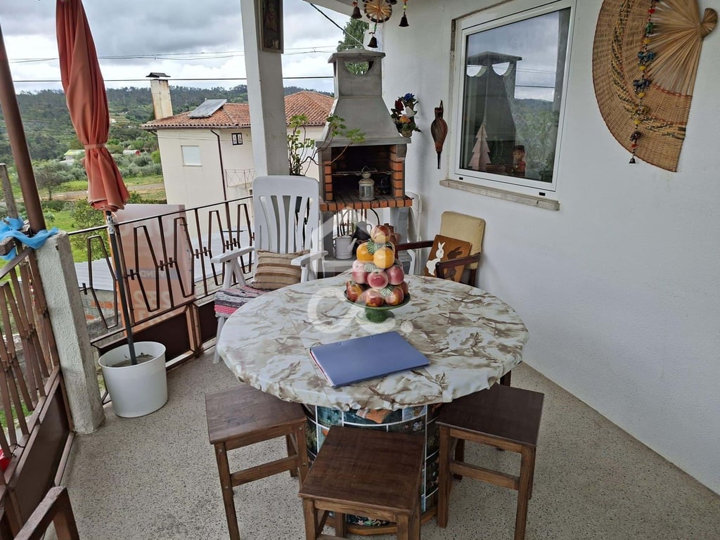 Villa in Sao Miguel de Vila Boa - Image 2