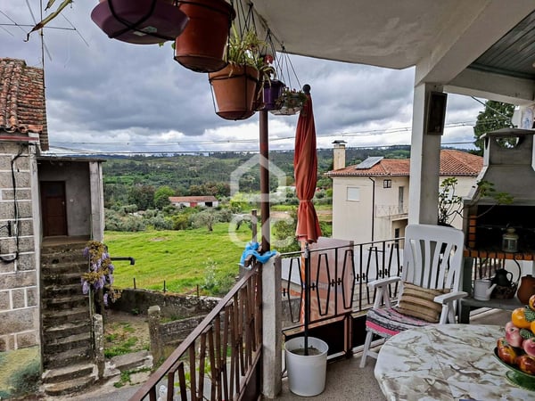 Villa in Sao Miguel de Vila Boa - view 1