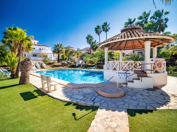 Villa in L'Albir - view 1