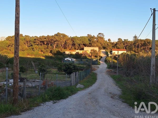 Land in Caparica - view 1