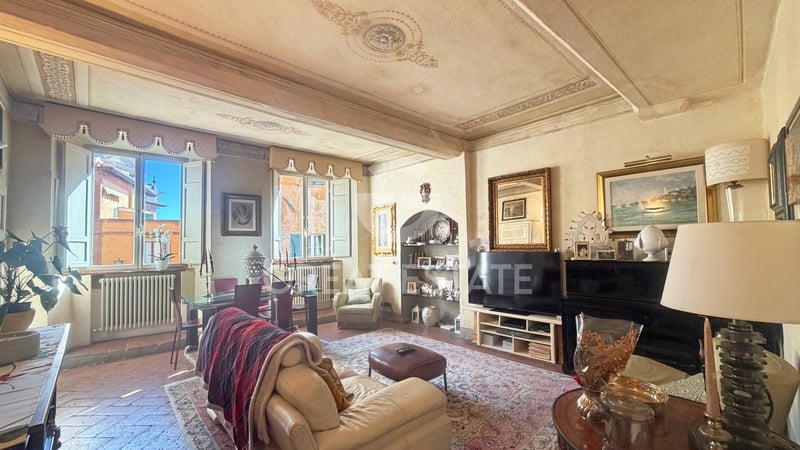 House in Siena - view 1