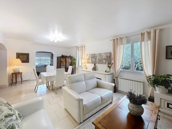 House in Cotignac - view 1