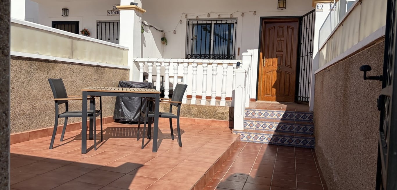 House in Punta Prima - Image 2