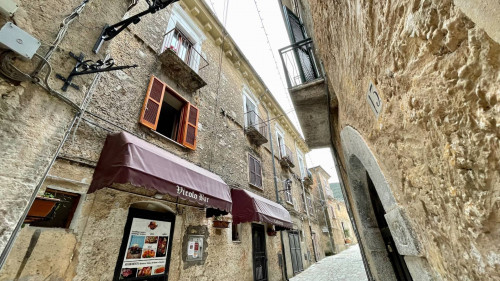 Apartment in Colle San Magno - view 1