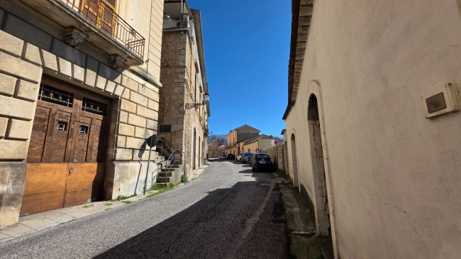 House in Alvito - view 1