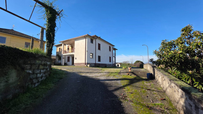 House in Arpino - view 1