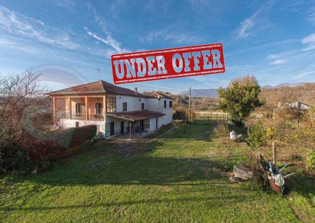 House in Arpino - view 1