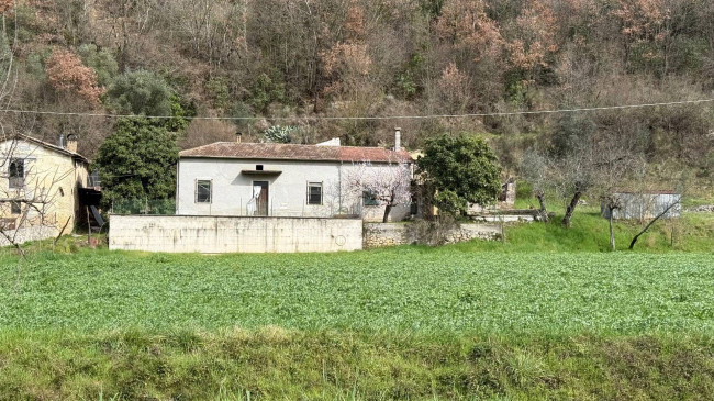 House in Arpino - view 1