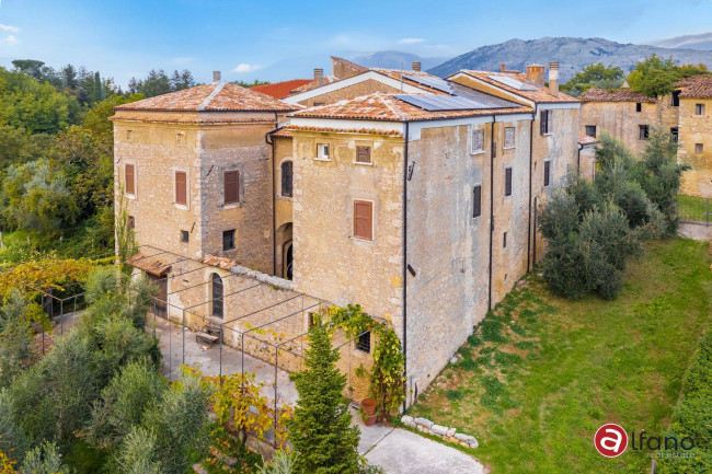 House in Casalvieri - view 1