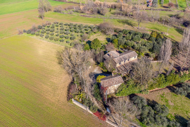 House in Ferentino - view 1