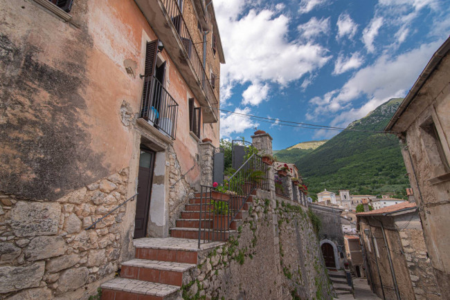 House in San Donato Val di Comino - Image 3