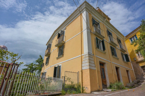 House in Roccasecca - view 1