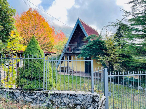 House in Alvito - view 1
