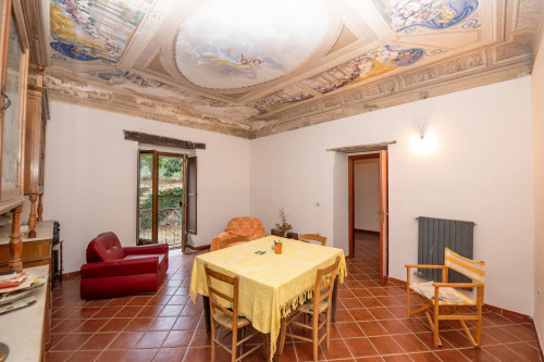 House in Sasso di Castalda - view 1