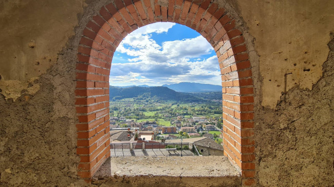 House in Arce - view 1