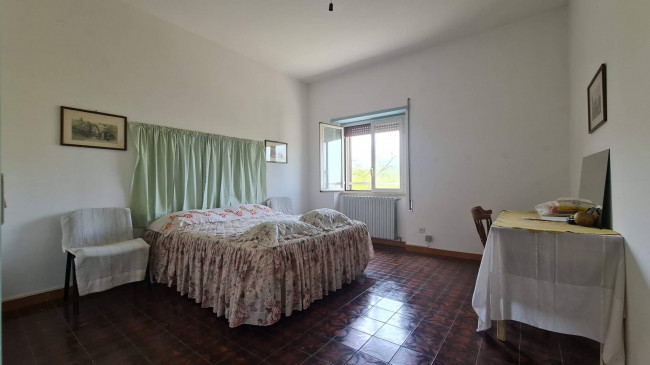 House in Esperia - view 1