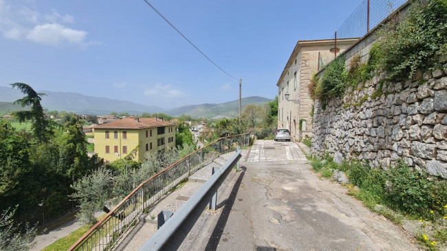 House in Esperia - Image 3