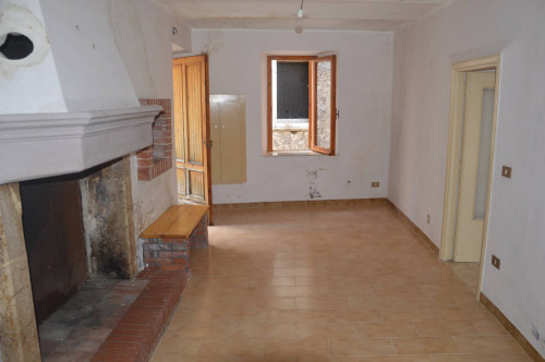 House in Settefrati - view 1