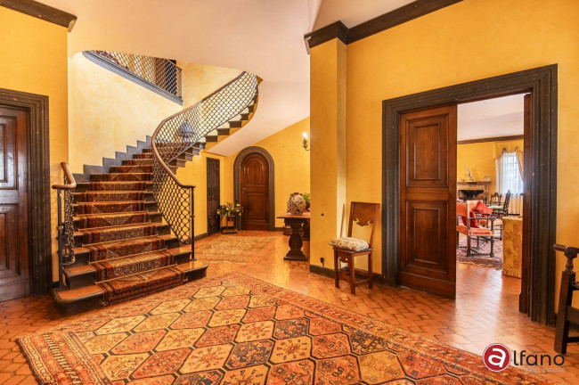 Villa in Castrocielo - view 1