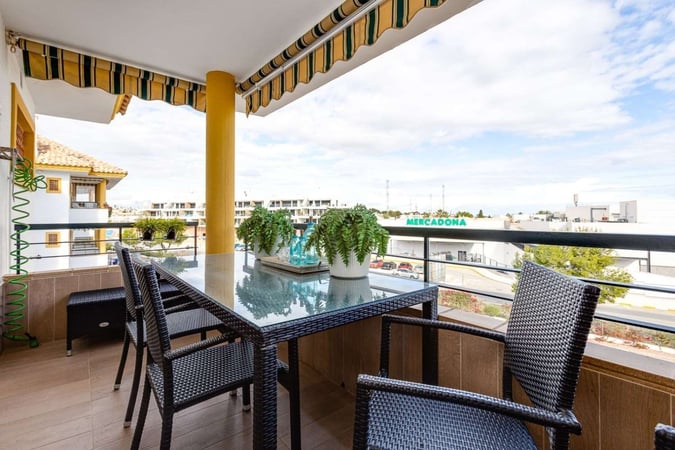 Penthouse in Villamartin - view 1