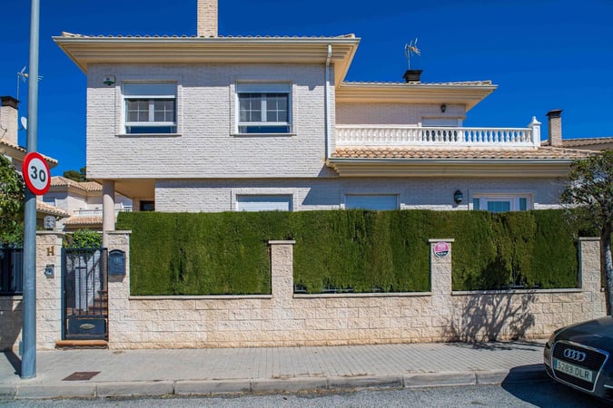 House in Elda - view 1