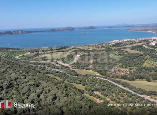 Land in Pilos - view 1
