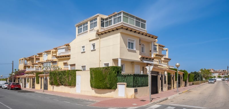 House in El Moncayo - view 1