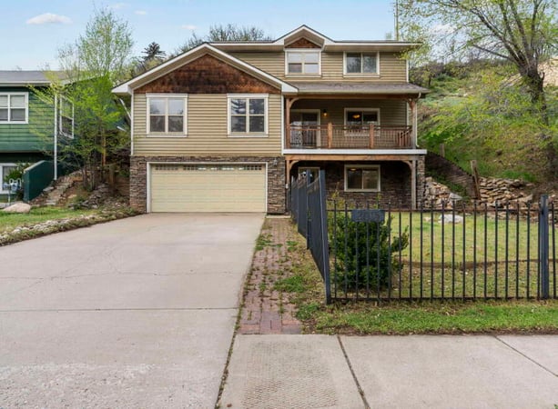 House in Durango High School District - view 1