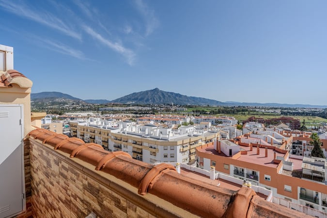 House in San Pedro de Alcantara - view 1