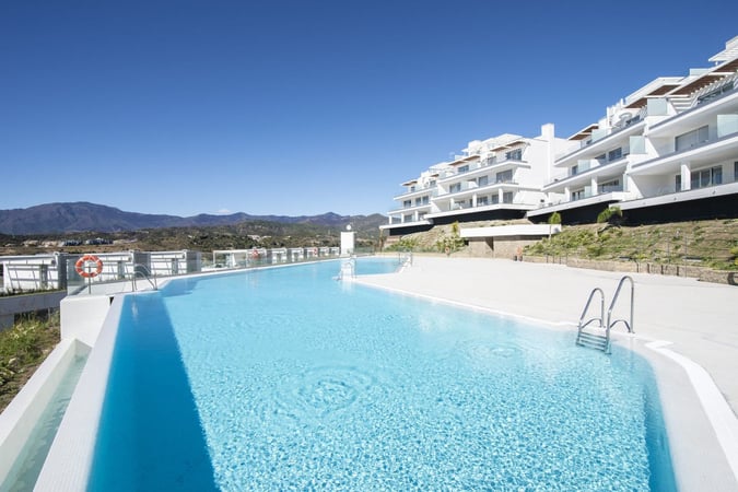 Apartment in Guadalmansa - view 1