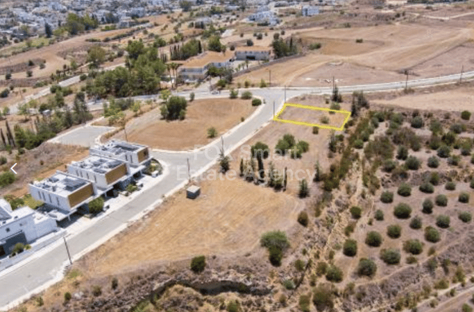 Land in Tseri - view 1