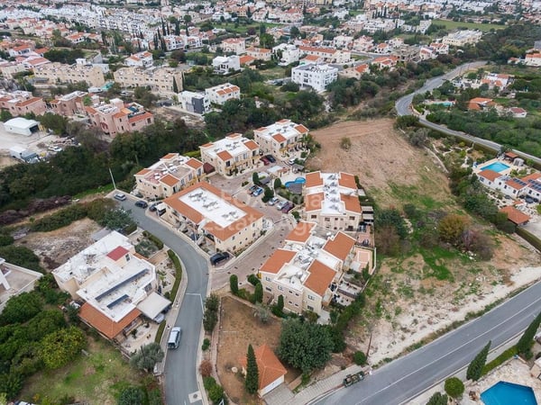 House in Pegeia - view 1