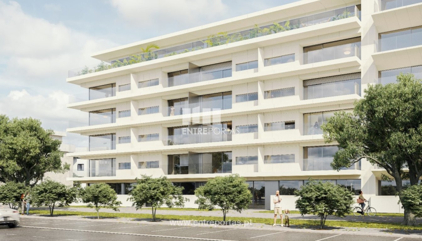 House in Vila do Conde - Image 2