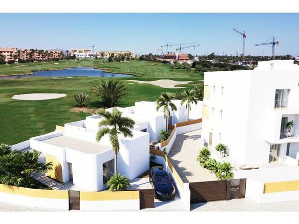 Villa in Los Alcazares - view 1