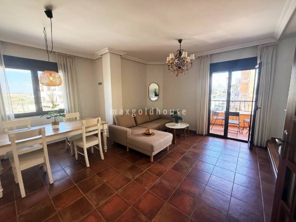 Apartment in San Miguel de Salinas