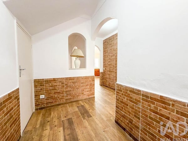 House in Almeirim - view 1