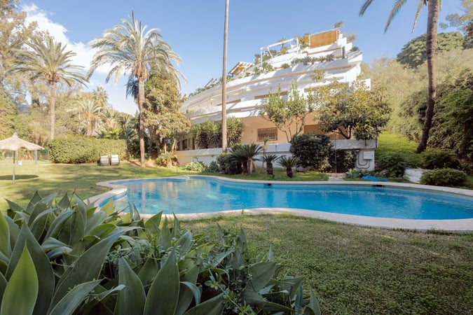 Apartment in Marbella - view 1