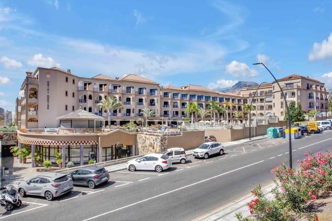 Apartment in Playa de Los Cristianos - view 1