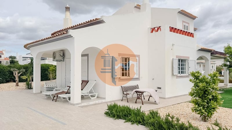 Villa in Castro Marim - view 1