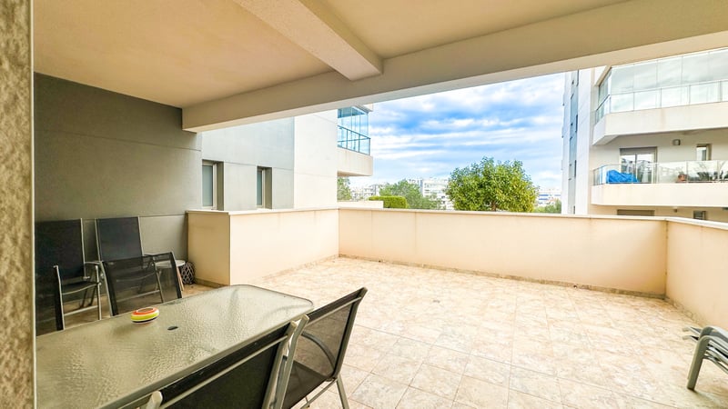 Apartment in Villamartin - view 1
