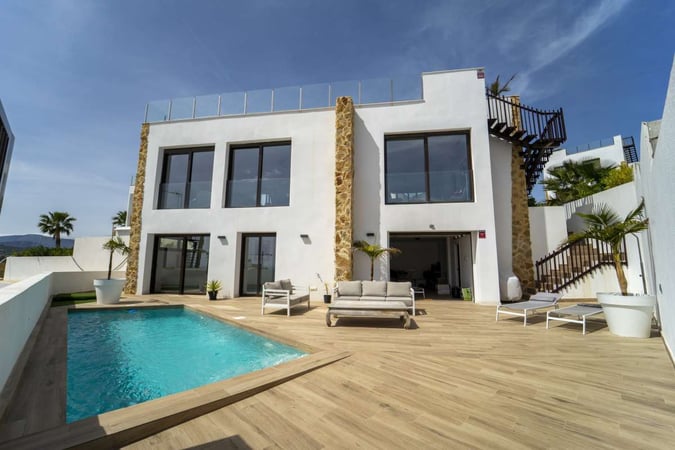 Villa in Finestrat - view 1