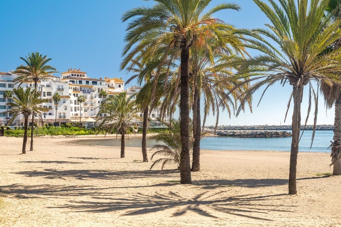 Apartment in Puerto Banus - view 1