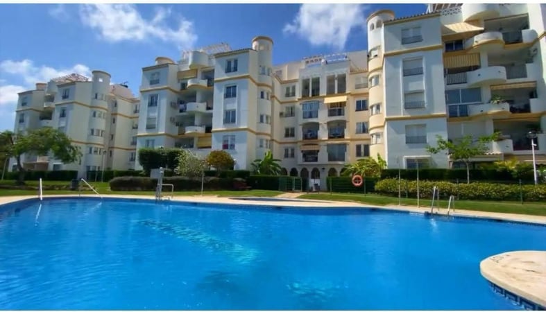 Apartment in Benalmadena - view 1
